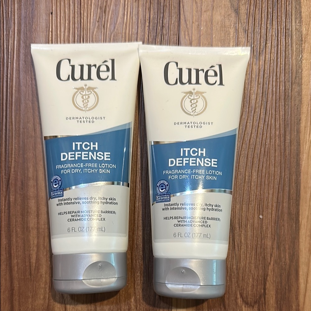 Itch Defense Fragrance-Free Lotion - Blue and White
